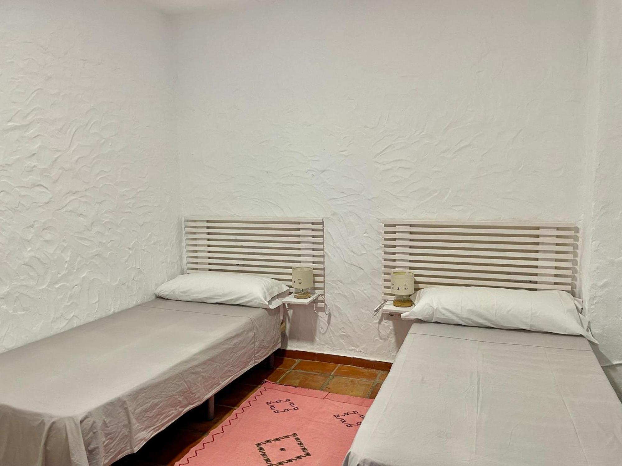 Chalet Con Piscina Privada En Bolonia Tarifa Luaran gambar