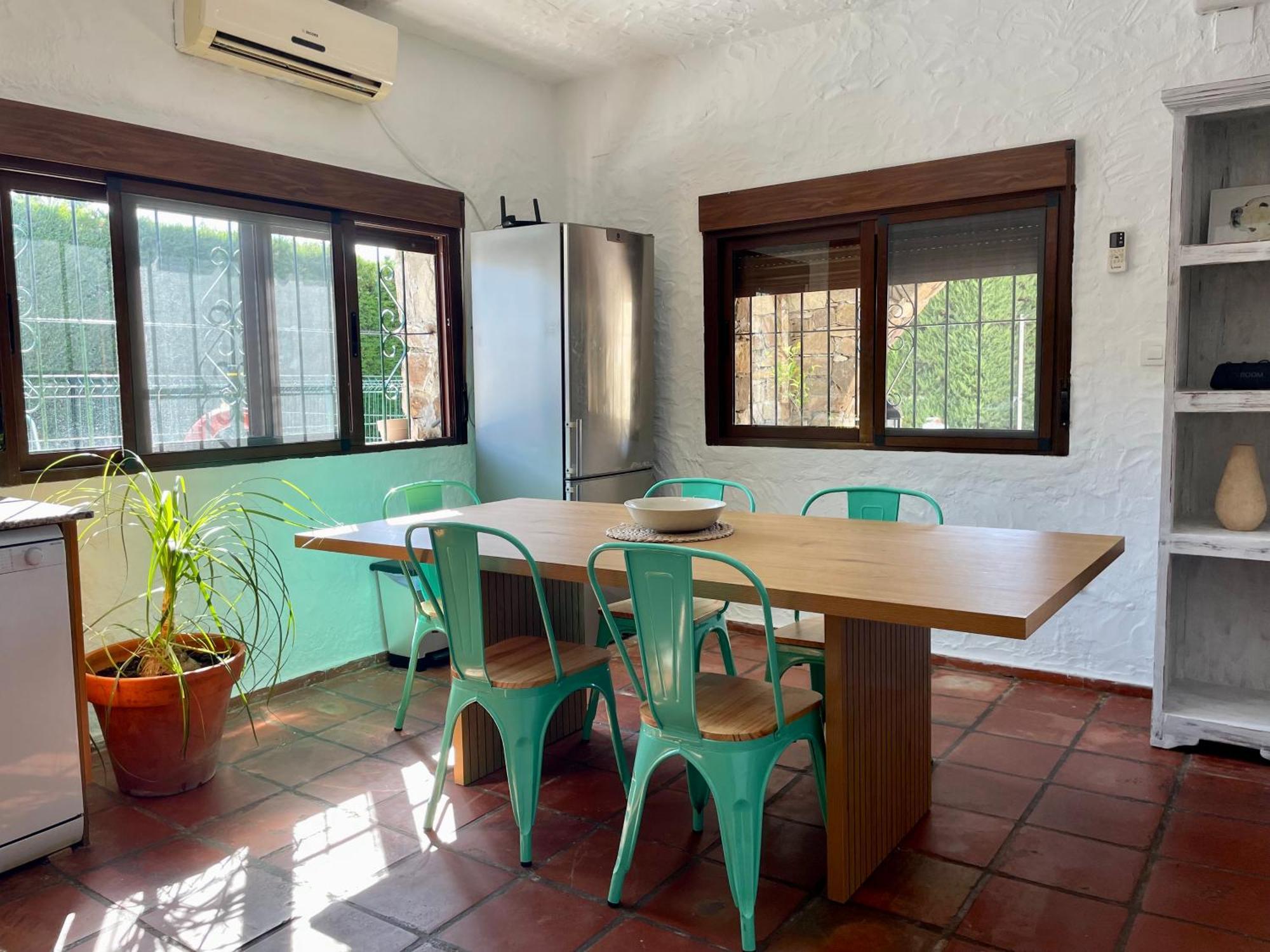 Chalet Con Piscina Privada En Bolonia Tarifa Luaran gambar
